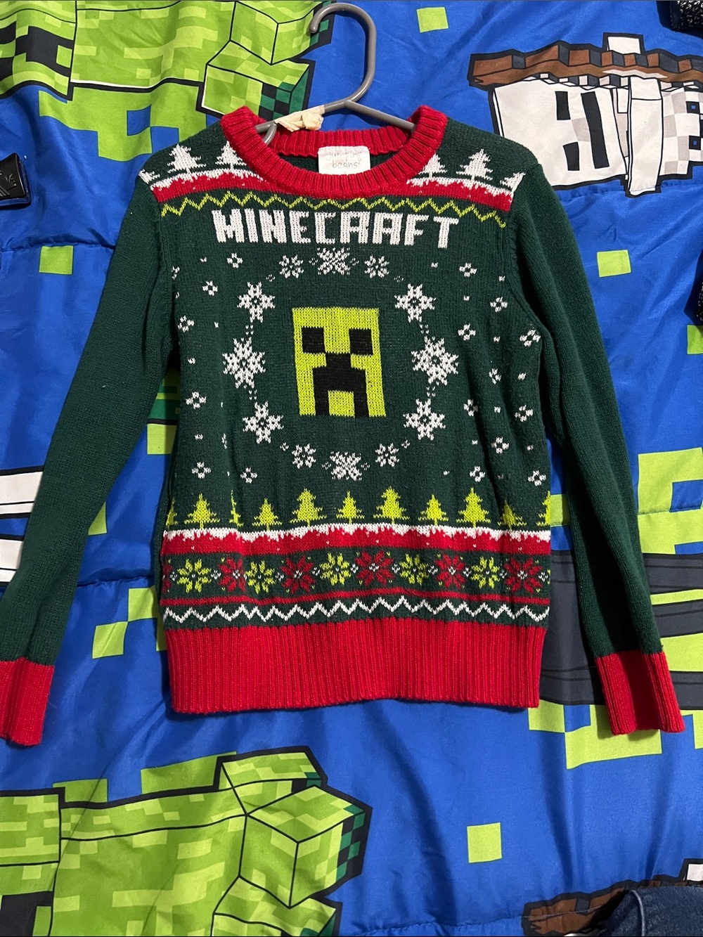 Men's Green & Red Holiday Sweater